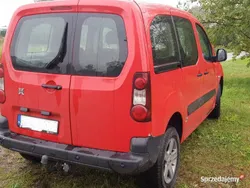 Czerwony Używany 2014 Peugeot Partner Minivan | 43 000 zł
