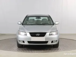 Srebrny Używany 2005 Hyundai Sonata Sedan/Limuzyna | 8499 zł