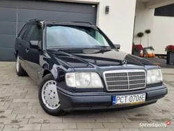 Granatowy Używany 1996 Mercedes E220 Kombi | 22 000 zł