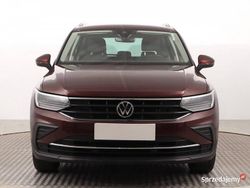 Brązowy Używany 2020 VW Tiguan SUV | 99 999 zł (Dość drogi)