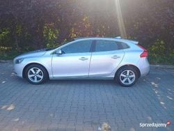 Używany 2016 Volvo V40 Kombi | 34 900 zł (Dobra cena)