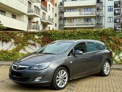 Szary Używany 2010 Opel Astra Kombi | 18 500 zł (Uczciwa cena)