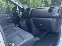 Srebrny Używany 2015 Opel Vivaro Van | 37 200 zł (Super Cena)