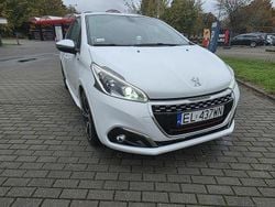 Biały Używany 2016 Peugeot 208 GTi Hatchback | 33 900 zł (Dość drogi)