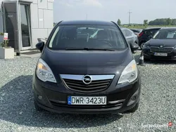 Czarny Używany 2011 Opel Meriva Minivan | 17 900 zł (Uczciwa cena)
