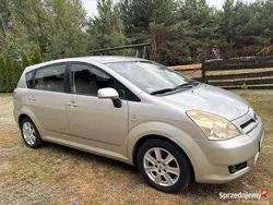 Używany 2004 Toyota Corolla Verso Minivan | 15 000 zł (Uczciwa cena)