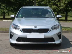 Srebrny Używany 2019 Kia Ceed Kombi | 44 999 zł (Uczciwa cena)