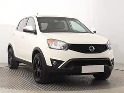 Biały Używany 2015 Ssangyong Korando SUV | 29 999 zł (Uczciwa cena)