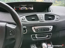 Czarny Używany 2015 Renault Mégane III Sedan/Limuzyna | 22 900 zł (Uczciwa cena)