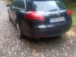 Czarny Używany 2010 Opel Insignia Kombi | 15 900 zł (Uczciwa cena)