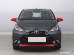 Szary Używany 2017 Toyota Aygo Hatchback | 37 999 zł (Uczciwa cena)