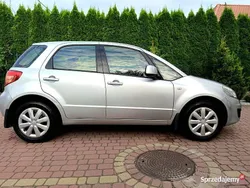 Srebrny Używany 2011 Suzuki SX4 Hatchback | 25 900 zł (Uczciwa cena)