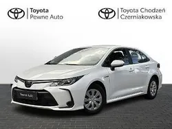Biały Używany 2020 Toyota Corolla Active Sedan/Limuzyna | 64 900 zł (Dobra cena)