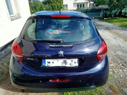 Inny kolor Używany 2017 Peugeot 208 Hatchback | 26 500 zł (Uczciwa cena)