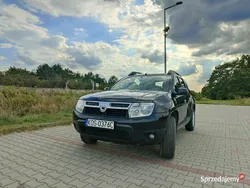 Czarny Używany 2011 Dacia Duster SUV | 20 900 zł (Uczciwa cena)