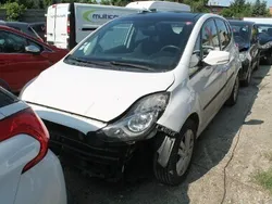 Biały Używany 2012 Hyundai ix20 Minivan | 13 900 zł