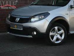 Srebrny (metalik, perła) Używany 2010 Dacia Sandero Stepway Hatchback | 15 990 zł (Uczciwa cena)
