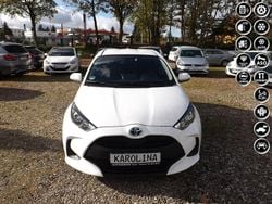 Biały Używany 2020 Toyota Yaris Hybrid Hatchback | 69 900 zł (Dość drogi)