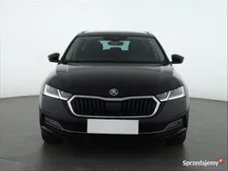 Czarny Używany 2020 Skoda Octavia Kombi | 99 999 zł