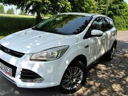Biały Używany 2013 Ford Kuga SUV | 39 900 zł (Uczciwa cena)
