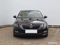 Czarny Używany 2018 Skoda Octavia Hatchback | 62 999 zł (Uczciwa cena)