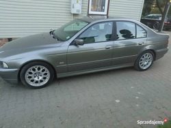 Szary Używany 2002 BMW 525 Shadowline Sedan/Limuzyna | 17 500 zł (Dość drogi)