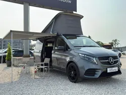 Szary (metalik) Używany 2023 Mercedes V300 Minivan | 389 900 zł