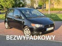 Czarny (metalik) Używany 2010 Mitsubishi Colt Hatchback | 9900 zł (Uczciwa cena)