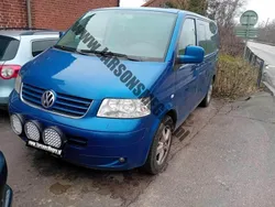 Niebieski Używany 2005 VW Caravelle Minivan | 26 700 zł