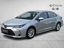 Srebrny Używany 2022 Toyota Corolla Comfort Sedan/Limuzyna | 86 900 zł (Drogi)