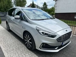 Srebrny Używany 2019 Ford S-MAX S Minivan | 59 900 zł (Uczciwa cena)