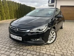 Czarny Używany 2017 Opel Astra Hatchback | 44 700 zł (Dość drogi)