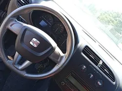 Czarny Używany 2010 Seat Leon Hatchback | 15 500 zł (Uczciwa cena)