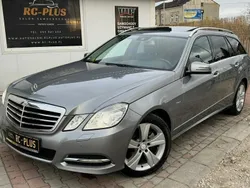Szary (metalik) Używany 2010 Mercedes E200 Kombi | 38 900 zł