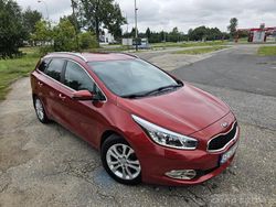 Bordowy Używany 2014 Kia Ceed Kombi | 32 000 zł (Uczciwa cena)