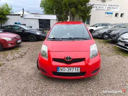 Czerwony Używany 2009 Toyota Yaris Hatchback | 9900 zł (Super Cena)