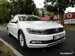 Biały Używany 2018 VW Passat Sedan/Limuzyna | 78 900 zł (Uczciwa cena)