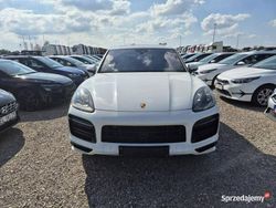Biały Używany 2022 Porsche Cayenne SUV | 325 950 zł