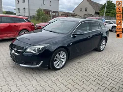 Zielony ciemny (metalik, perła) Używany 2015 Opel Insignia Kombi | 17 900 zł