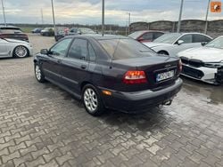 Czarny (metalik) Używany 2000 Volvo S40 Sedan/Limuzyna | 2900 zł
