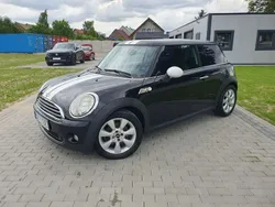 Czarny Używany 2009 Mini ONE Hatchback | 20 500 zł (Dość drogi)