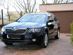 Czarny Używany 2014 Skoda Superb Kombi | 42 500 zł (Uczciwa cena)