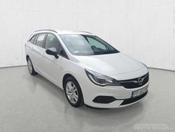 Biały Używany 2022 Opel Astra Kombi | 36 064 zł (Super Cena)
