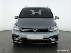 Srebrny Używany 2024 VW Touran Minivan | 143 999 zł