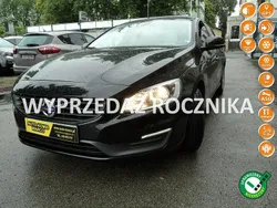 Srebrny (metalik) Używany 2018 Volvo S60 Sedan/Limuzyna | 54 000 zł