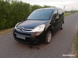 Czarny Używany 2011 Citroën Berlingo Minivan | 19 900 zł