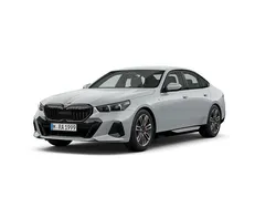 Szary brooklyn m metalizowany Używany 2024 BMW 520 Comfort Edition Sedan/Limuzyna | 279 900 zł (Drogi)