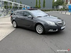 Szary Używany 2010 Opel Insignia Kombi | 18 500 zł (Uczciwa cena)