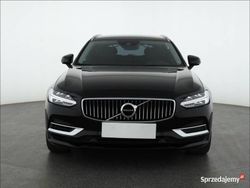 Czarny Używany 2019 Volvo V90 Kombi | 124 999 zł