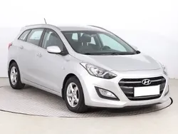 Srebrny Używany 2015 Hyundai i30 Kombi | 35 999 zł (Dobra cena)